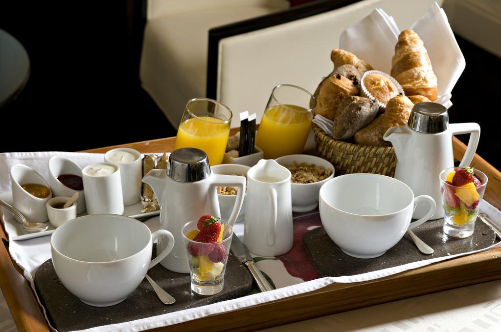 Hotel Radio - Teritoria ชามาลิแยร์ ภายนอก รูปภาพ